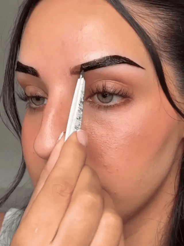 Por fin algo que no te hace parecer payaso ni fantasma.